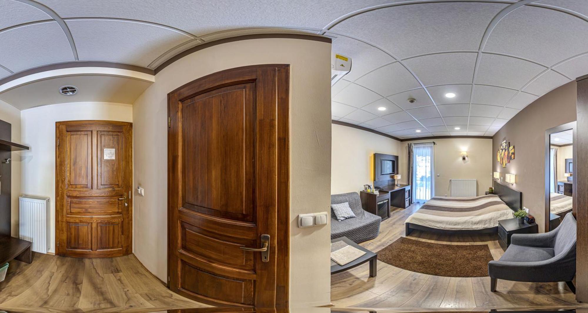 Napraforgo Wellness Haz Es Panzio Bed & Breakfast เปตช์ ภายนอก รูปภาพ