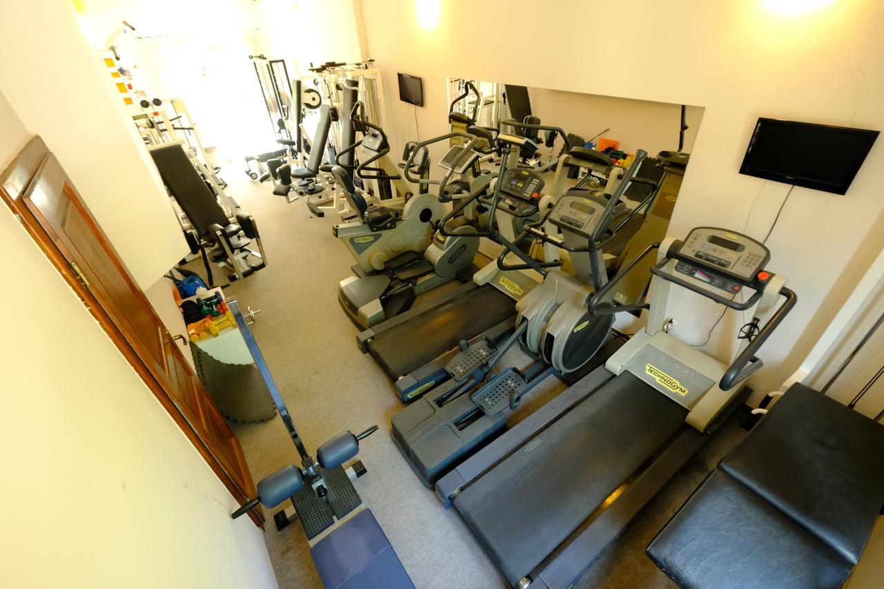 Napraforgo Wellness Haz Es Panzio Bed & Breakfast เปตช์ ภายนอก รูปภาพ